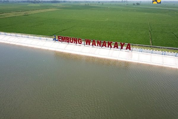 Embung Wanakaya di Kabupaten Indramayu Beri Manfaat Irigasi dan Pariwisata